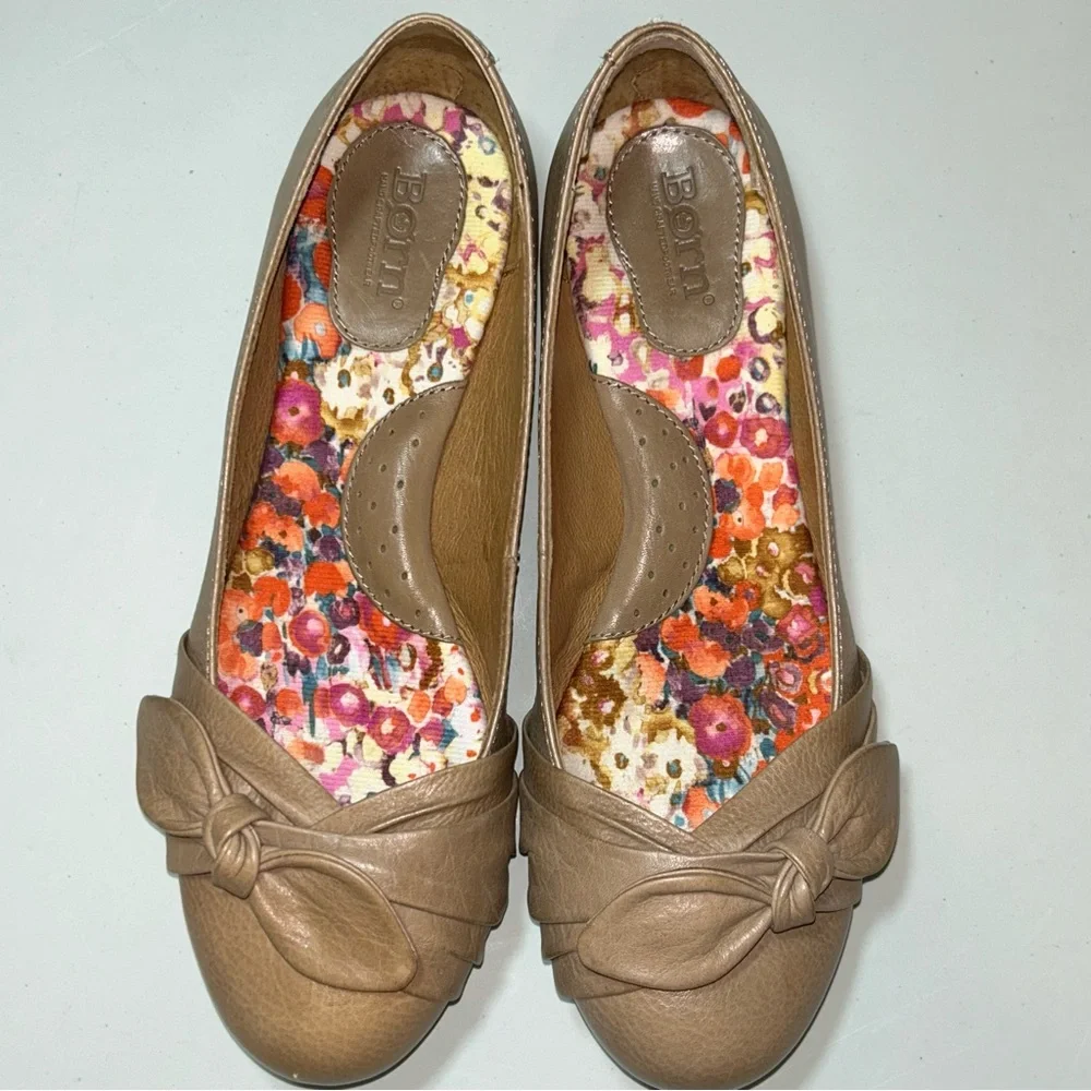 Born Women's Brown Leather‎ Flats with Bow Detail